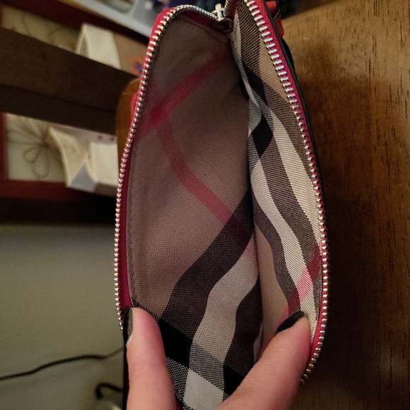 Burberry Wallet - Picture 9 of 12